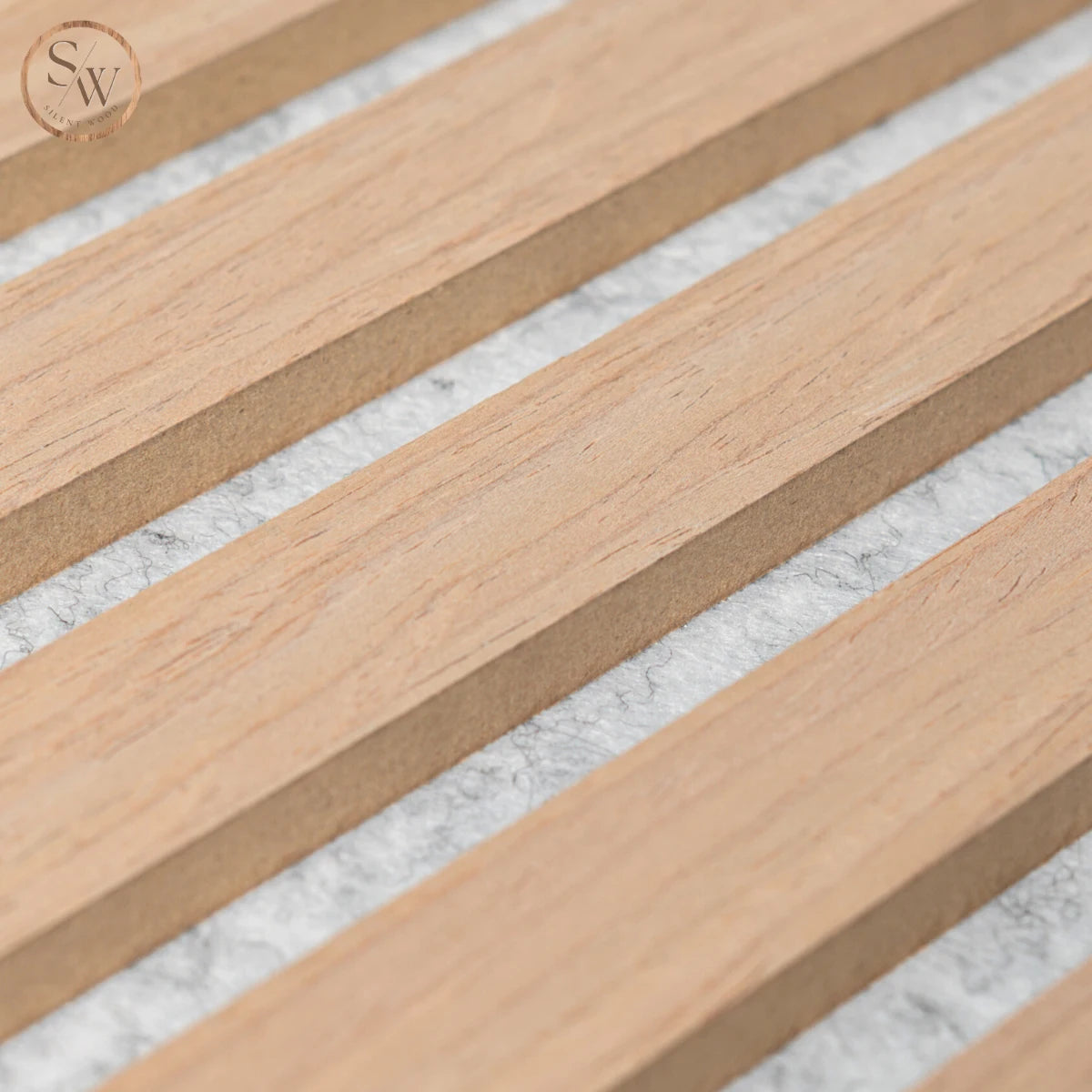 Standard light oak grå filt närbild mdf